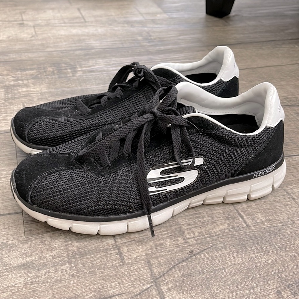 Skechers flex sole size 8
